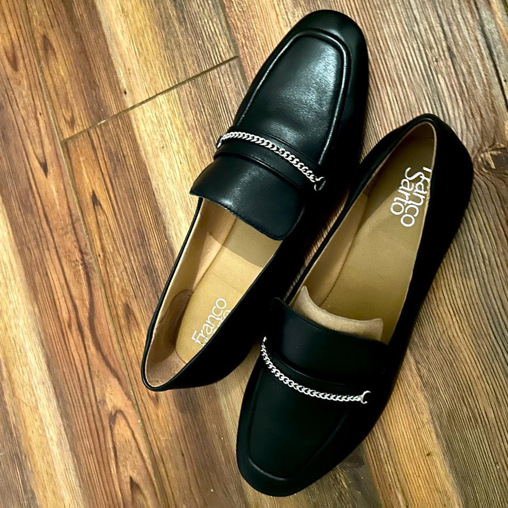 Women Black Loafer